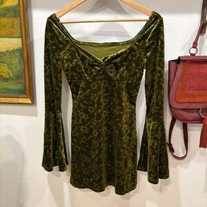 Olive Green Velvet Floral Top Bell Sleeve Cottage Witchy Fairycore Small